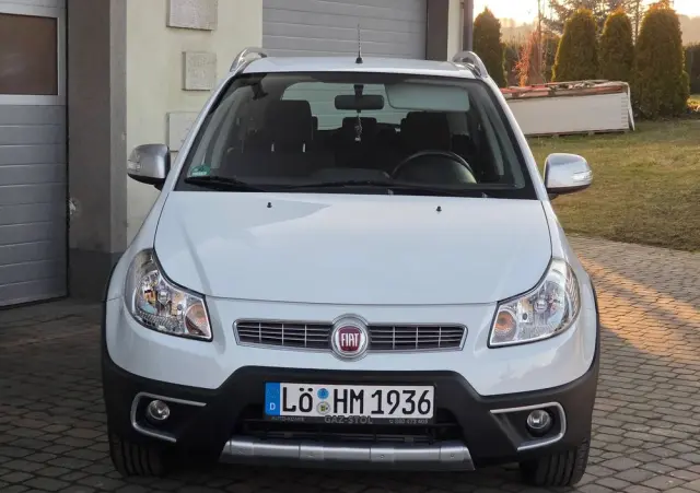 FIAT Sedici 1.6 16V 4x4 Dynamic
