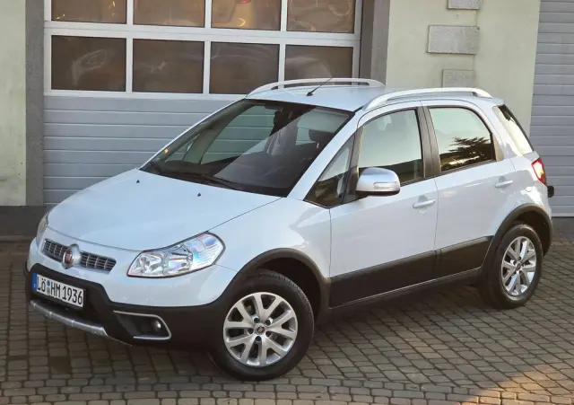 FIAT Sedici 1.6 16V 4x4 Dynamic