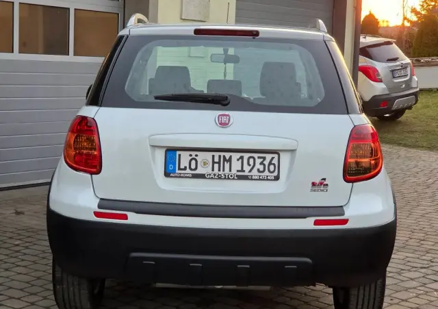 FIAT Sedici 1.6 16V 4x4 Dynamic