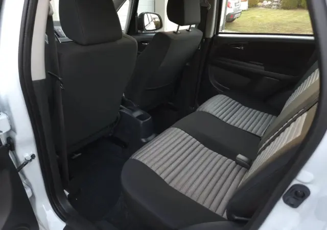 FIAT Sedici 1.6 16V 4x4 Dynamic