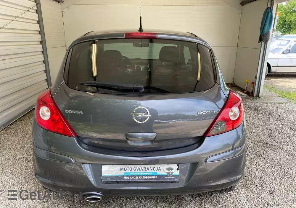 OPEL Corsa 1.2 16V Edition 150
