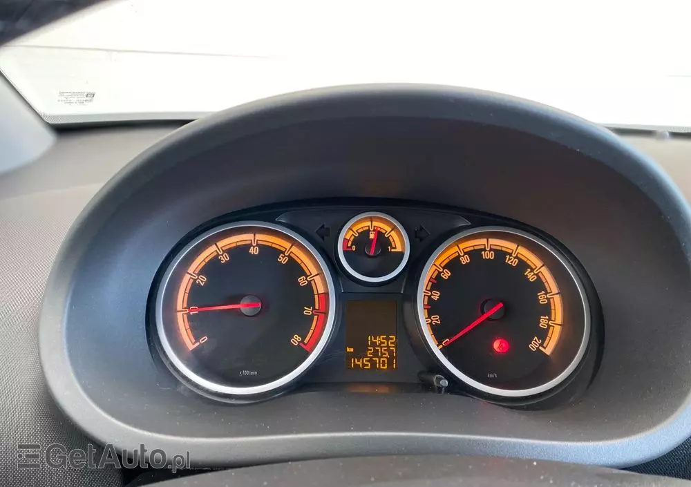 OPEL Corsa 1.2 16V Edition 150