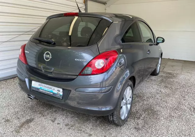 OPEL Corsa 1.2 16V Edition 150