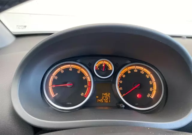 OPEL Corsa 1.2 16V Edition 150