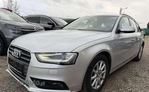 AUDI A4 