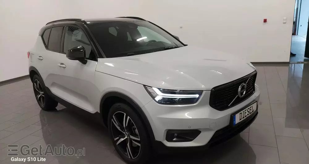 VOLVO XC 40 D3 SCR R-Design