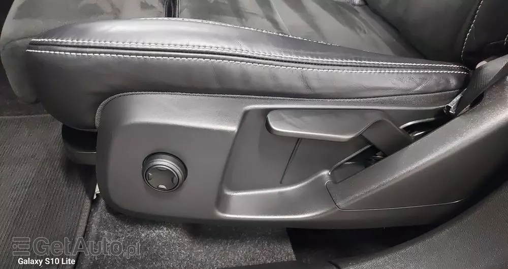 VOLVO XC 40 D3 SCR R-Design