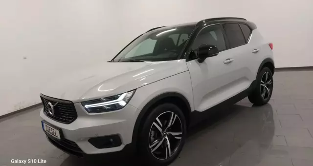 VOLVO XC 40 D3 SCR R-Design
