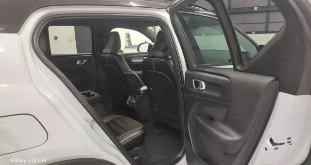 VOLVO XC 40 D3 SCR R-Design