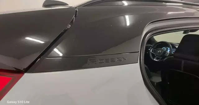 VOLVO XC 40 D3 SCR R-Design