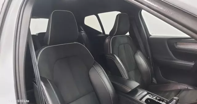 VOLVO XC 40 D3 SCR R-Design