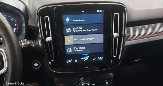 VOLVO XC 40 D3 SCR R-Design