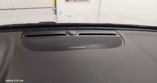 VOLVO XC 40 D3 SCR R-Design