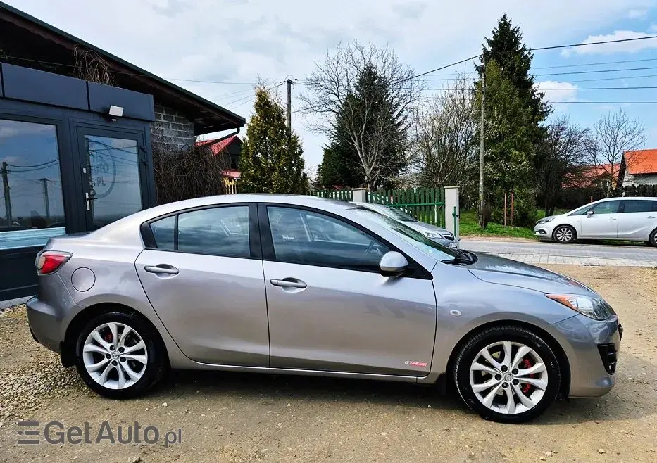 MAZDA 3 2.0 Exclusive +