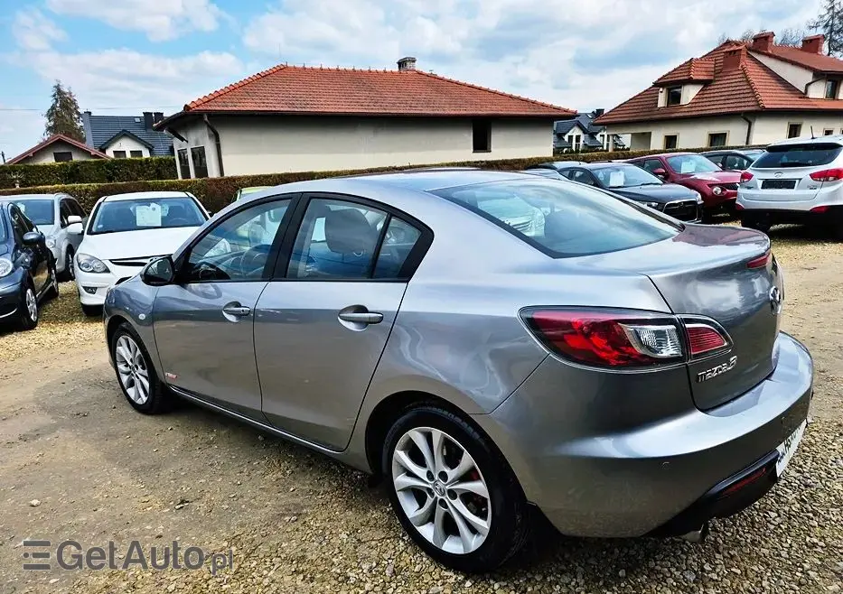 MAZDA 3 2.0 Exclusive +