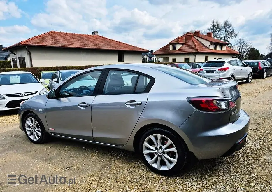 MAZDA 3 2.0 Exclusive +
