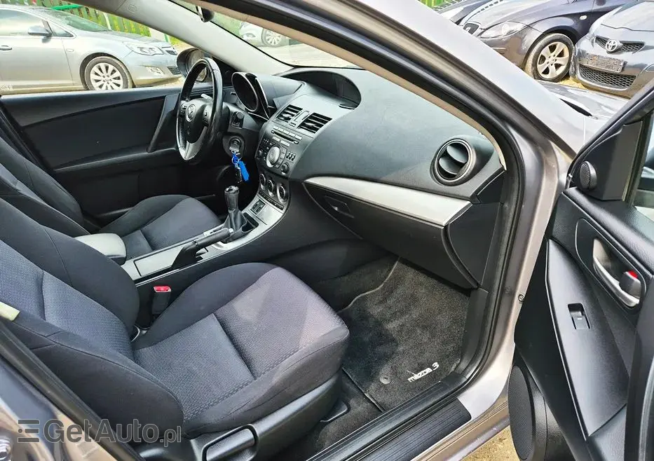 MAZDA 3 2.0 Exclusive +