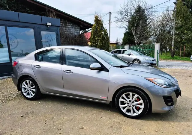 MAZDA 3 2.0 Exclusive +