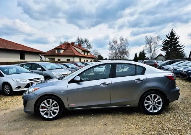 MAZDA 3 2.0 Exclusive +