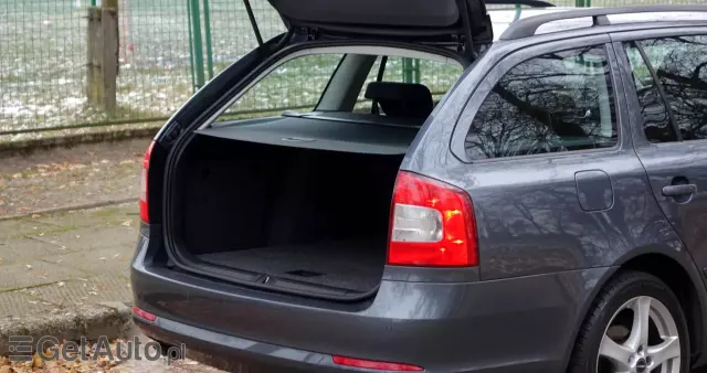 SKODA Octavia 1.8 TSI Elegance