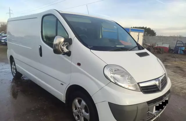 OPEL Vivaro 