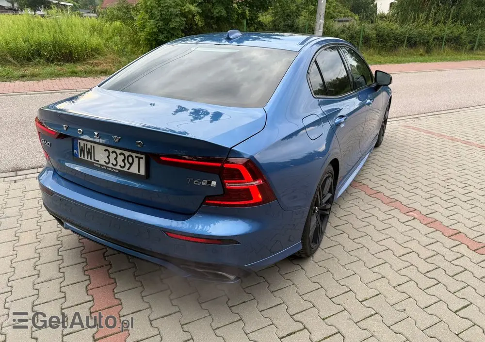 VOLVO S60 T6 AWD R-Design