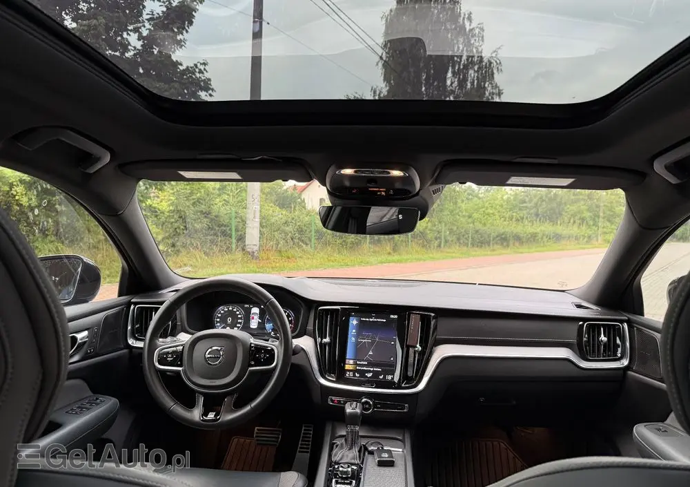 VOLVO S60 T6 AWD R-Design