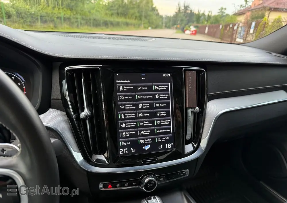 VOLVO S60 T6 AWD R-Design