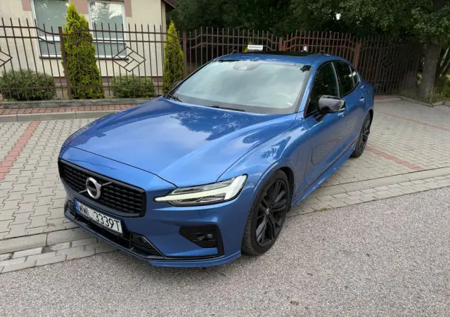 VOLVO S60 T6 AWD R-Design