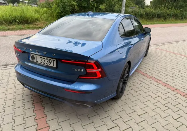 VOLVO S60 T6 AWD R-Design