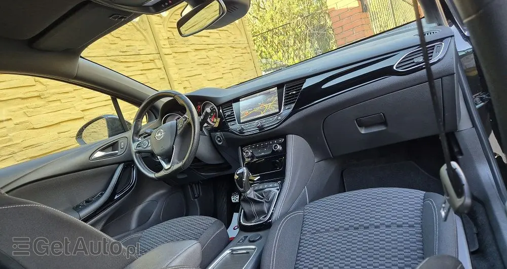 OPEL Astra 1.4 Turbo Innovation