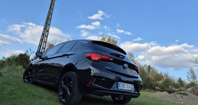 OPEL Astra 1.4 Turbo Innovation