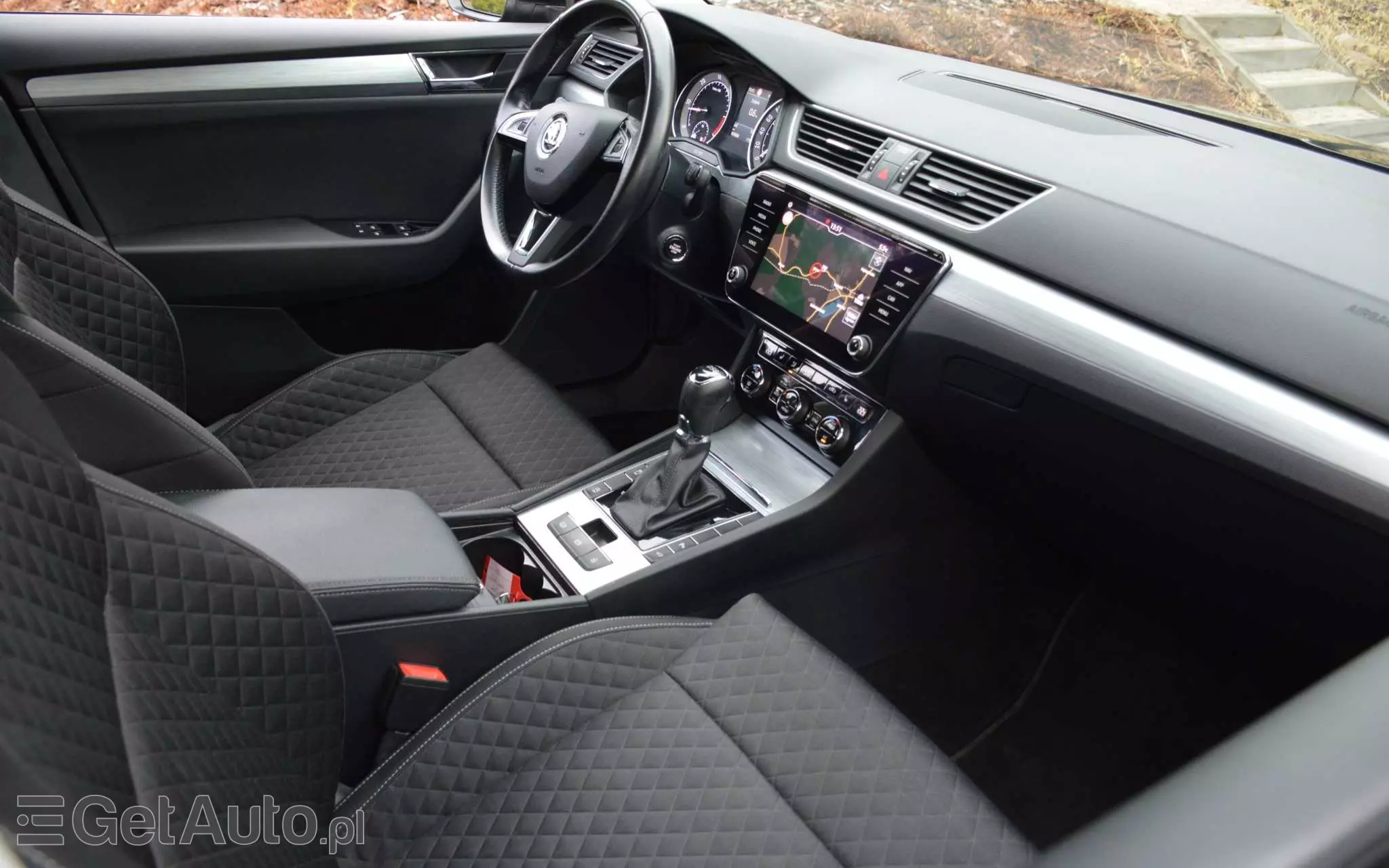 SKODA Superb 2.0 TDI DSG Ambition