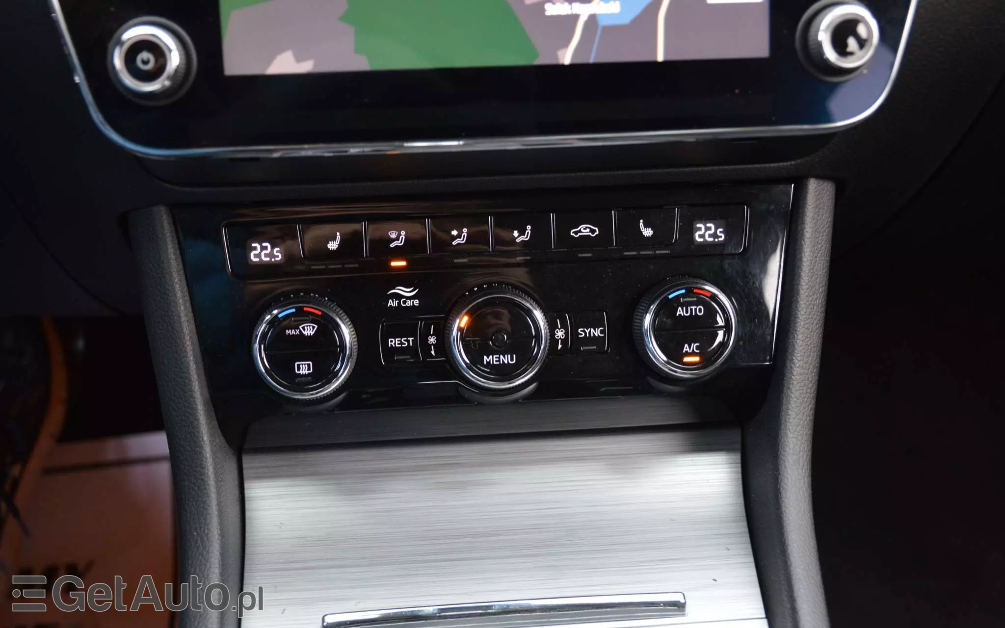 SKODA Superb 2.0 TDI DSG Ambition