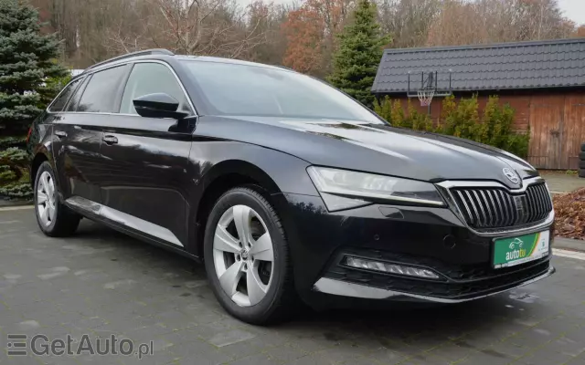 SKODA Superb 2.0 TDI DSG Ambition