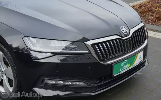 SKODA Superb 2.0 TDI DSG Ambition