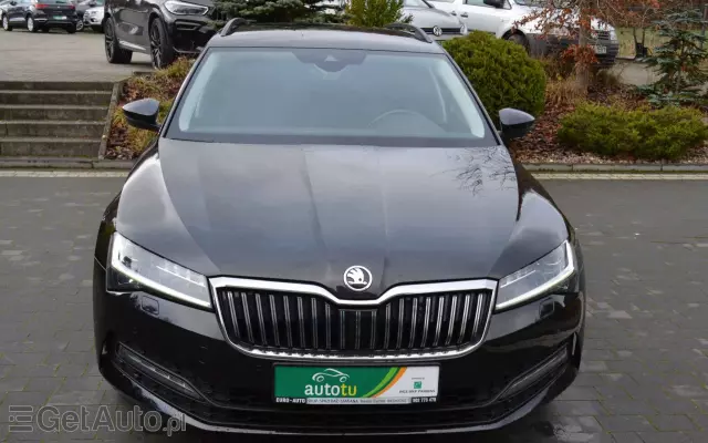 SKODA Superb 2.0 TDI DSG Ambition