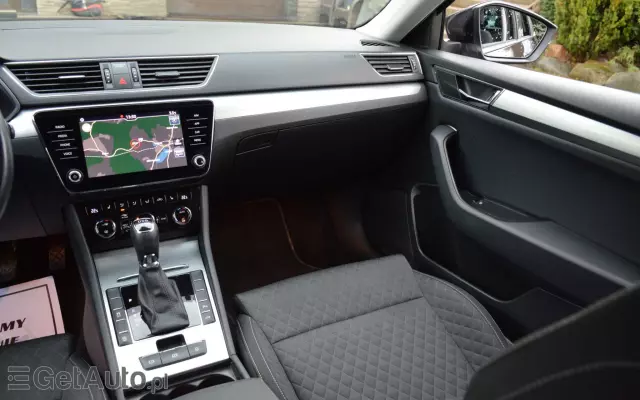 SKODA Superb 2.0 TDI DSG Ambition