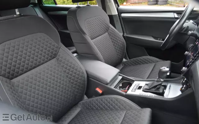 SKODA Superb 2.0 TDI DSG Ambition