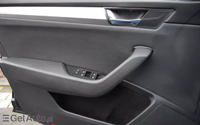 SKODA Superb 2.0 TDI DSG Ambition