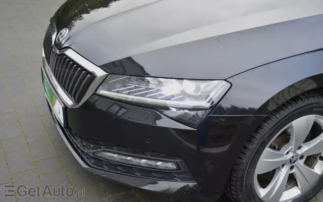 SKODA Superb 2.0 TDI DSG Ambition