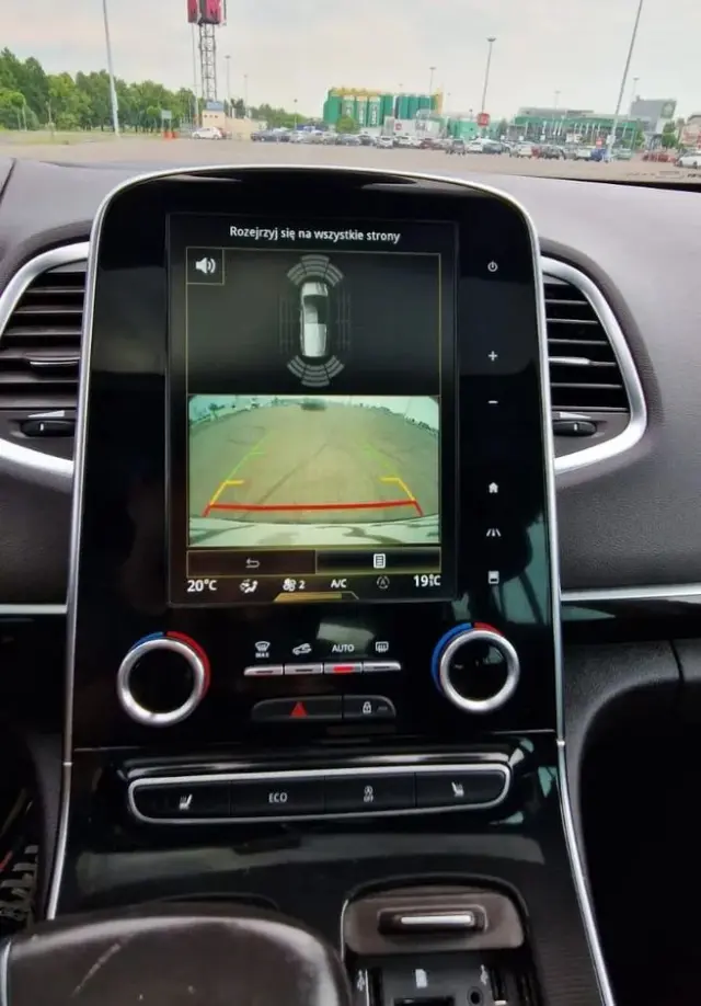 RENAULT Espace 1.6 dCi Energy Initiale Paris EDC 7os