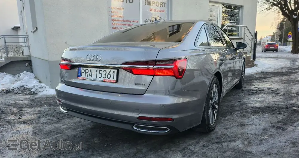 AUDI A6 Limousine 
