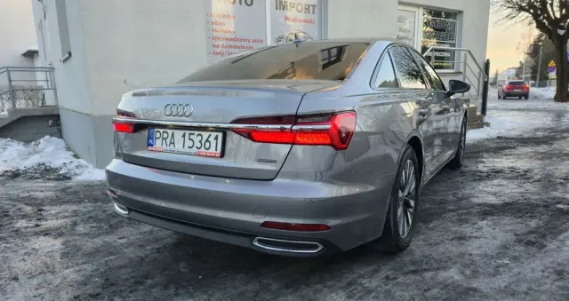 AUDI A6 Limousine 