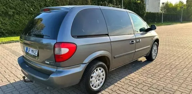 CHRYSLER Grand Voyager 