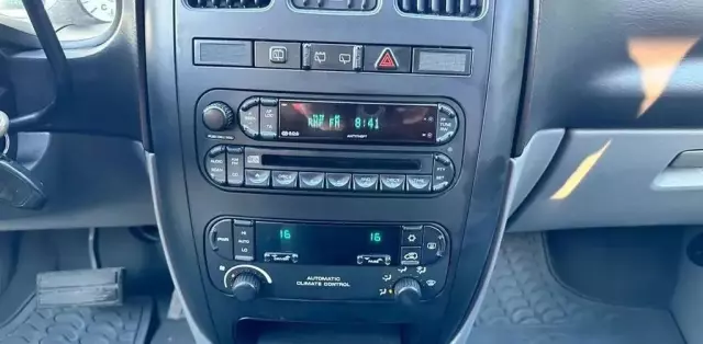 CHRYSLER Grand Voyager 