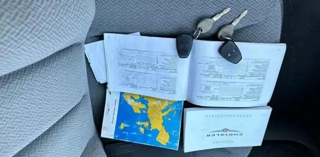 CHRYSLER Grand Voyager 