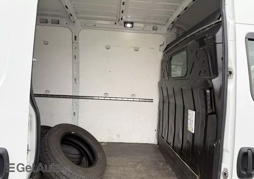 IVECO 2021/Daily 35-140 A8V/MAXI/ Automat Hi-Matic/full LED reflektory/Klima/PDC/tempomat/fotel comfort 