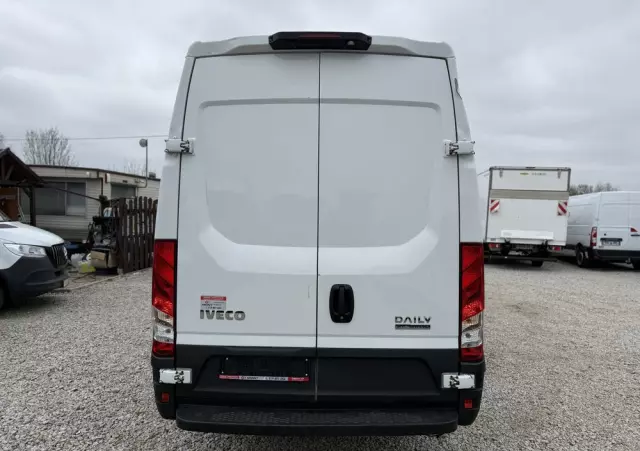 IVECO 2021/Daily 35-140 A8V/MAXI/ Automat Hi-Matic/full LED reflektory/Klima/PDC/tempomat/fotel comfort 