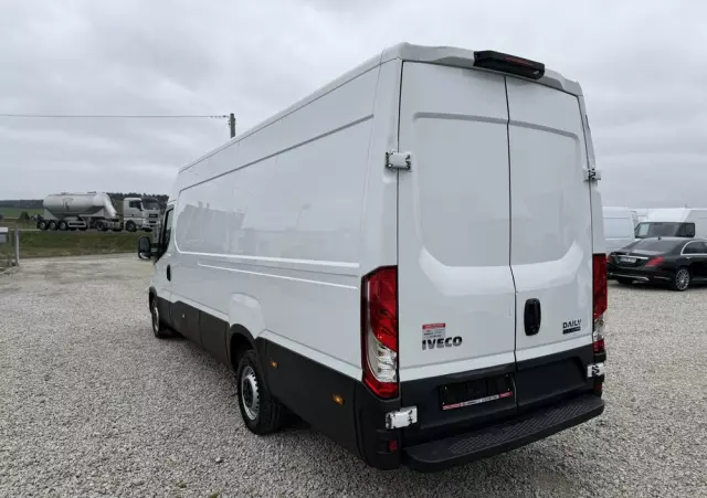 IVECO 2021/Daily 35-140 A8V/MAXI/ Automat Hi-Matic/full LED reflektory/Klima/PDC/tempomat/fotel comfort 